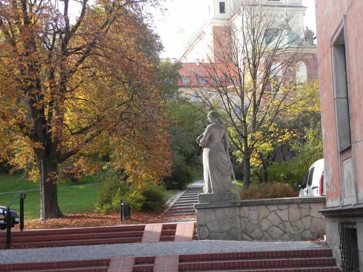 Mariensztat - View Over The Square Warsawa Bagian luar foto
